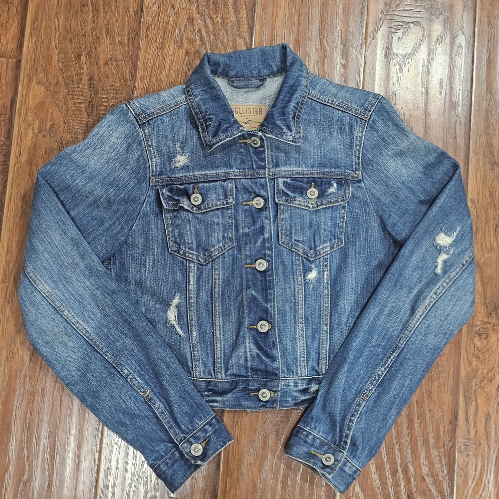 Hollister Women's Classic Blue Denim Jacket